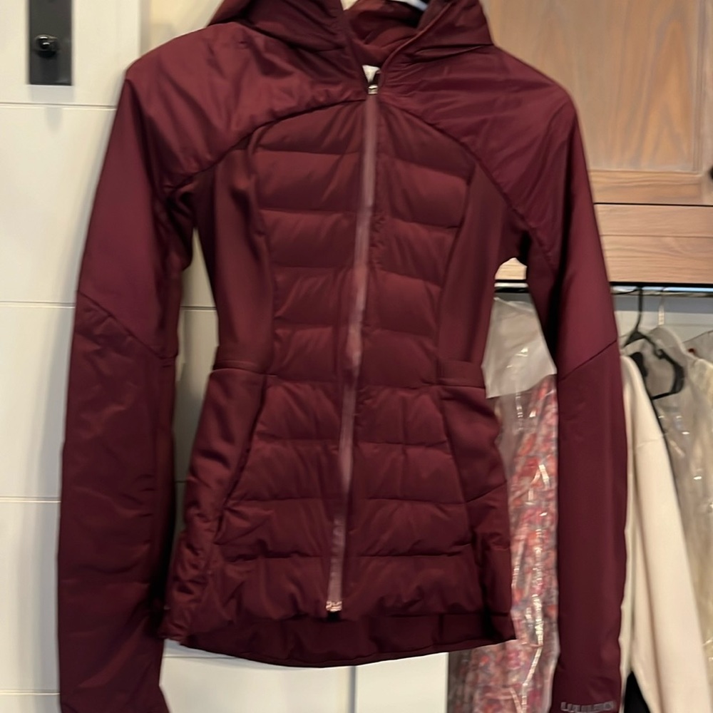 Lululemon puffer jacket